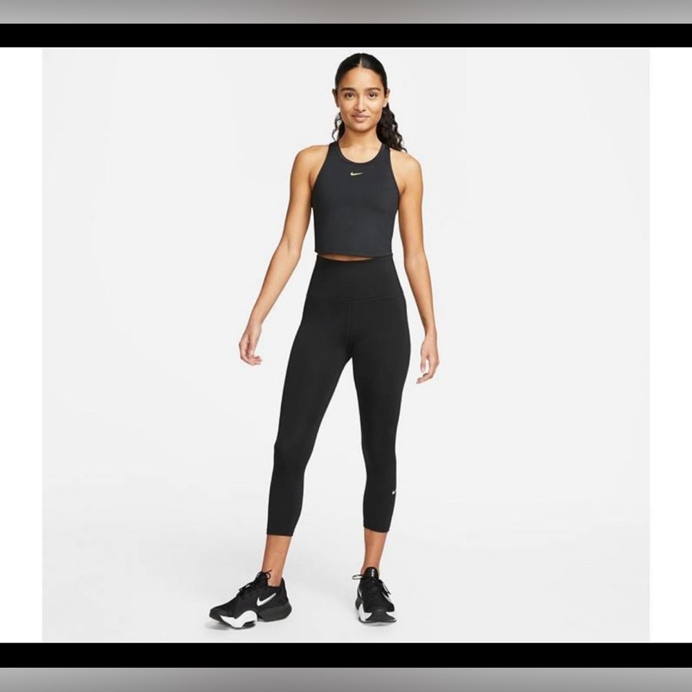 Nike Dri Fit Capri Leggings - Size Small